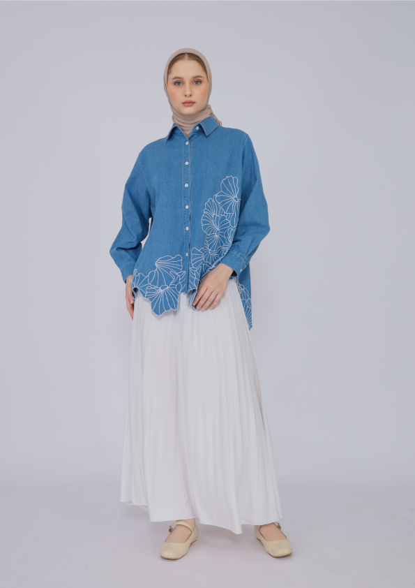 Lily Embroidery Jeans Shirt